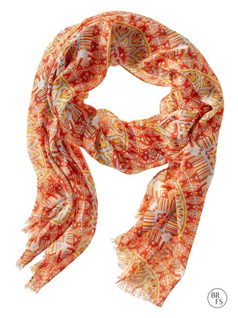 banana republic scarf for women.